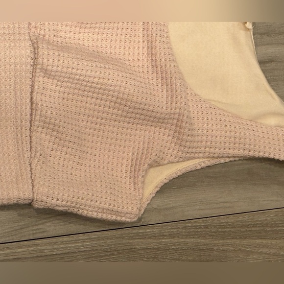 Surf Gypsy Knit Basket Cream Crop Top​ - Picture 7 of 7